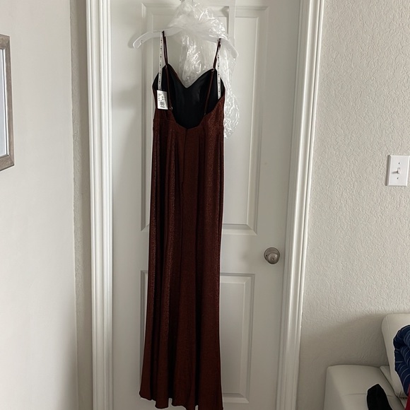 NWT Bronze Formal Dress Size 6 Perfect for the holidays - Picture 7 of 8